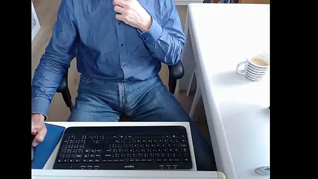 dutchpornking online show from 2, 10, 2025