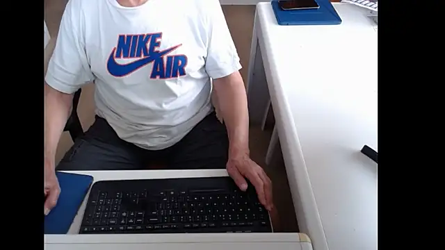 dutchpornking online show from 5, 7, 2026