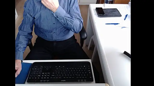 dutchpornking online show from 4, 11, 2025