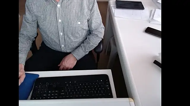 dutchpornking online show from 2, 4, 2026