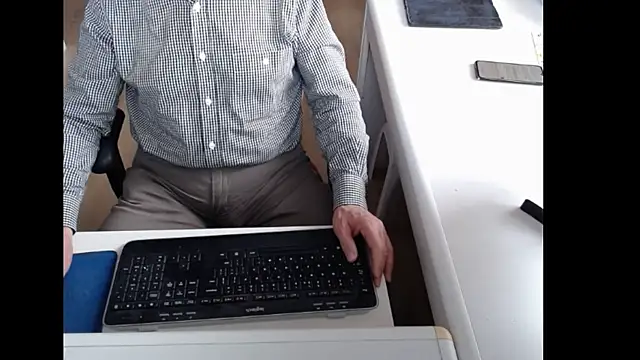 dutchpornking online show from 8, 5, 2026