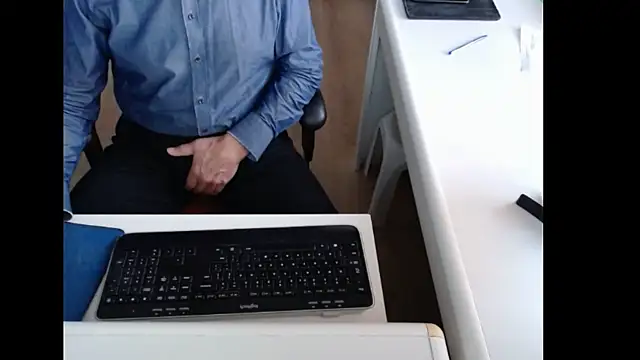 dutchpornking online show from 15, 12, 2025