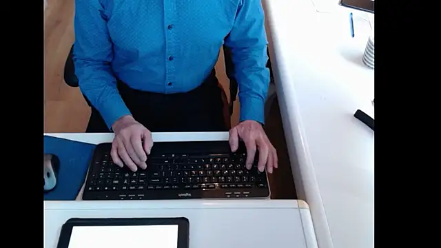 dutchpornking online show from 8, 11, 2025