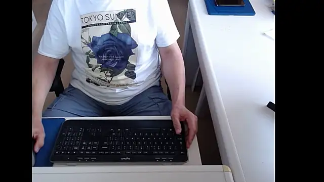 dutchpornking online show from 9, 6, 2026