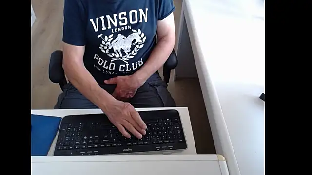 dutchpornking online show from 15, 7, 2026
