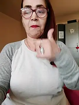 Chriss Tinaa online show from 19, 3, 2025