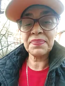 Chriss Tinaa online show from 9, 3, 2025