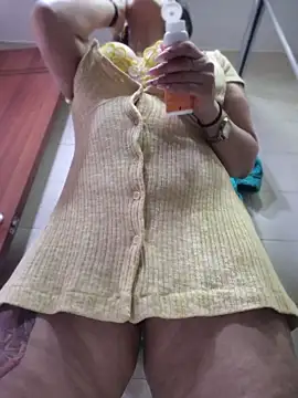 marilyn love6969 online show from 27, 4, 2026