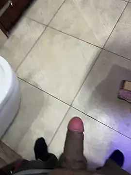 Snapshot of luciferdxm5 chatting on 1, 3, 2025 luciferdxm5 online show from 1, 3, 2025