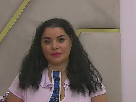 Snapshot of BustyMadison chatting on 9, 10, 2025 BustyMadison online show from 9, 10, 2025