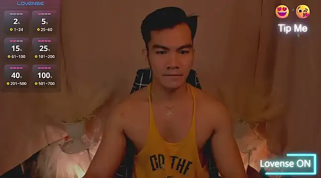 000batman000 online show from 6, 12, 2024