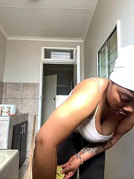 cherrybabe76 online show from 1, 12, 2025