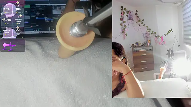 sofi velez online show from 5, 12, 2025