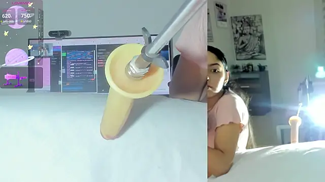 Snapshot of sofi_velez chatting on 5, 5, 2026 sofi velez online show from 5, 5, 2026