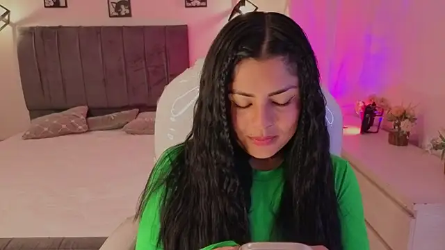 Catalinaa martinez online show from 15, 11, 2025