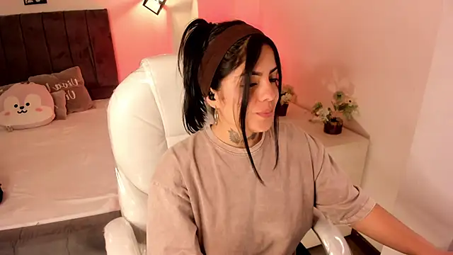 Catalinaa martinez online show from 1, 10, 2025