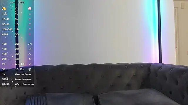 BiancaCruzzz online show from 18, 9, 2025