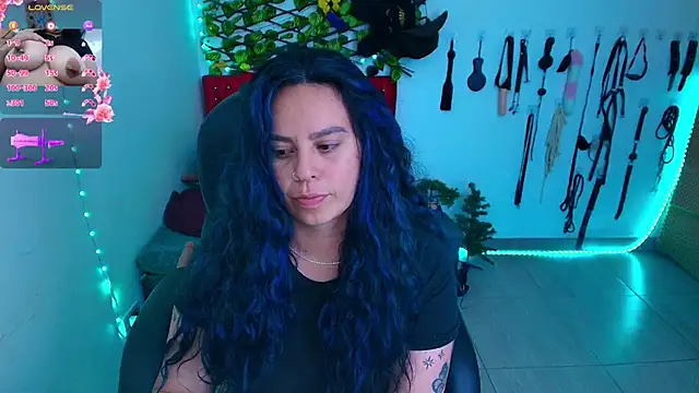 Snapshot of elektra_32 chatting on 3, 2, 2026 elektra 32 online show from 3, 2, 2026