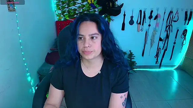 Snapshot of elektra_32 chatting on 3, 2, 2026 elektra 32 online show from 3, 2, 2026