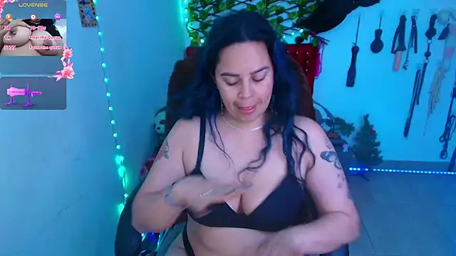 Snapshot of elektra_32 chatting on 27, 2, 2026 elektra 32 online show from 27, 2, 2026