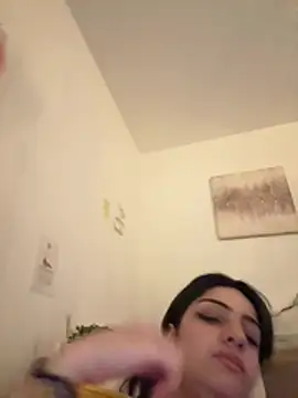Prettylilgirll online show from 2, 7, 2026