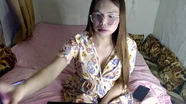 alondra marie23 online show from 27, 11, 2025