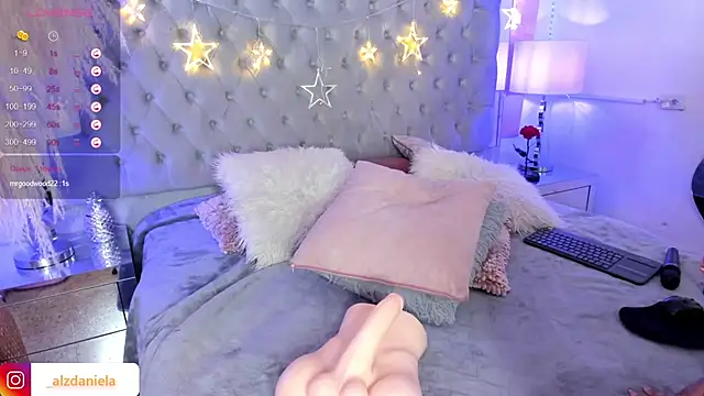 Kaitlyn Brwon online show from 15, 3, 2025