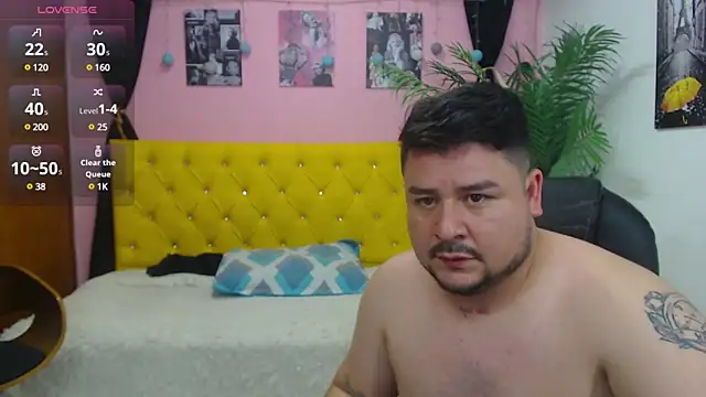 Snapshot of oso_dirty_ chatting on 14, 3, 2025 oso dirty online show from 14, 3, 2025