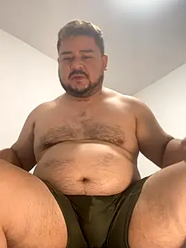 Snapshot of oso_dirty_ chatting on 5, 10, 2025 oso dirty online show from 5, 10, 2025