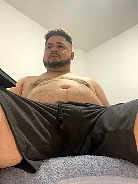 Snapshot of oso_dirty_ chatting on 14, 10, 2025 oso dirty online show from 14, 10, 2025