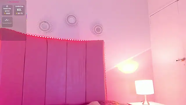 sofia castrillon online show from 26, 2, 2025