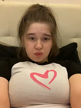 HornyGirlH online show from 17, 2, 2025