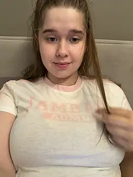 Snapshot of HornyGirlH chatting on 1, 8, 2026 HornyGirlH online show from 1, 8, 2026