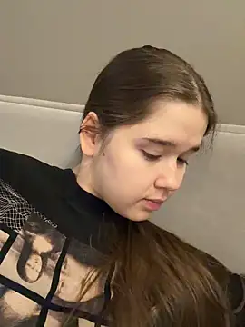 HornyGirlH online show from 8, 2, 2026