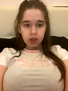 HornyGirlH online show from 18, 9, 2025