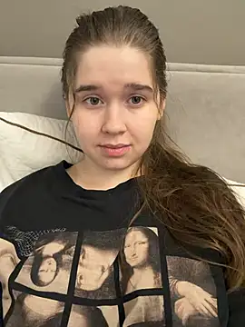 HornyGirlH online show from 29, 4, 2026