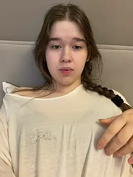 HornyGirlH online show from 3, 5, 2026
