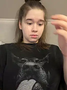 HornyGirlH online show from 19, 3, 2026