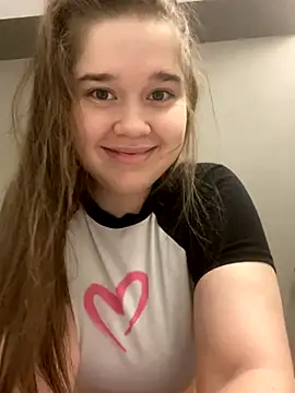 HornyGirlH online show from 21, 12, 2025