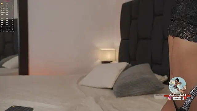 MelisaLopez  online show from 19, 2, 2026