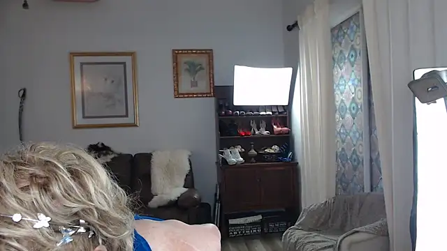 Snapshot of SindeeDix chatting on 18, 9, 2025 SindeeDix online show from 18, 9, 2025