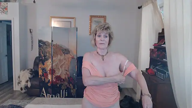 Snapshot of SindeeDix chatting on 12, 7, 2026 SindeeDix online show from 12, 7, 2026