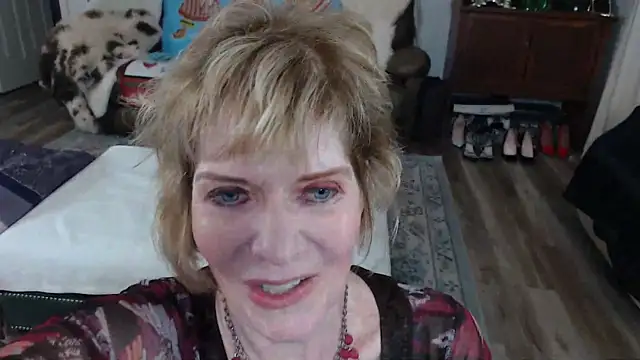 Snapshot of SindeeDix chatting on 3, 12, 2025 SindeeDix online show from 3, 12, 2025