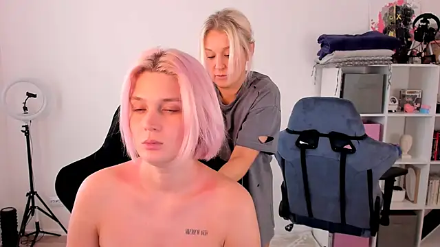 hotblonds online show from 10, 10, 2025