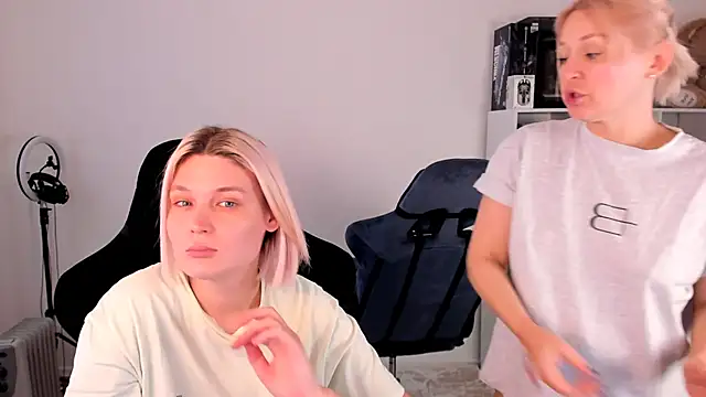 hotblonds online show from 23, 11, 2025