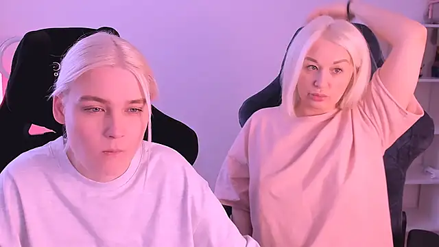 hotblonds online show from 23, 1, 2025