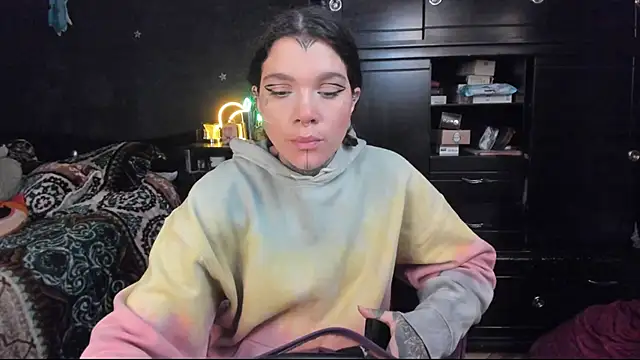 Lilmarieee online show from 18, 2, 2025