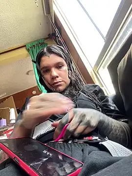 Lilmarieee online show from 24, 2, 2025