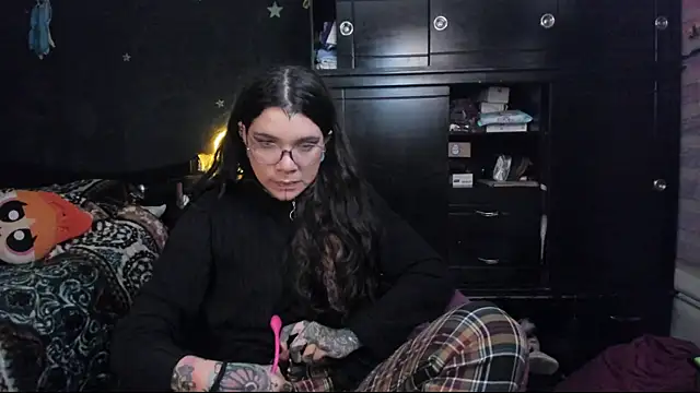 Lilmarieee online show from 17, 2, 2025