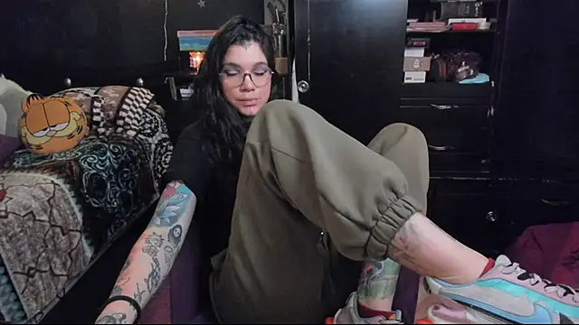 Lilmarieee online show from 20, 3, 2025